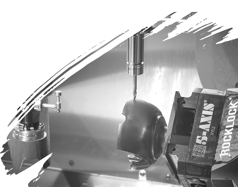 Bearbeitung von Steckergehäuseteilen auf einem CNC-Fünf-Achsen-Dreh-Fräszentrum